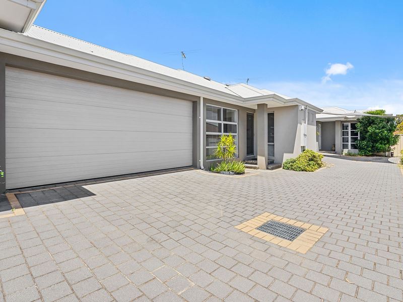 14B Ravenswood Drive, Nollamara WA 6061