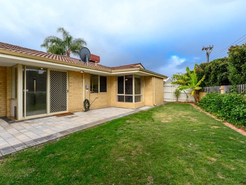 2/30 Peninsula Road, Maylands