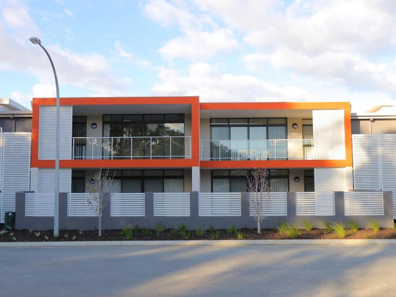 20/63 Mariposa Gardens, Success