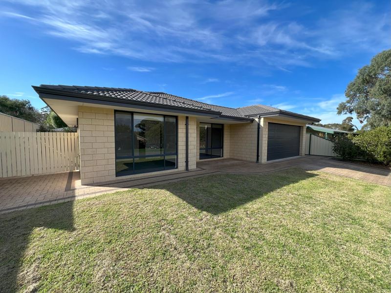 2/7 Clarke Close, Denmark WA 6333