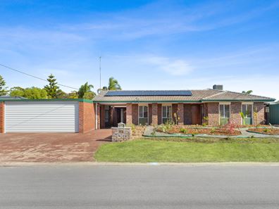 3 Peron Close, Cooloongup WA 6168