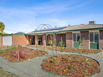 3 Peron Close, Cooloongup WA 6168