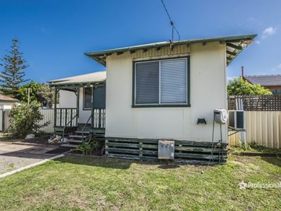 116 Francis Street, Beachlands WA 6530