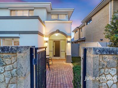 32 Windmill Circle, Burns Beach WA 6028