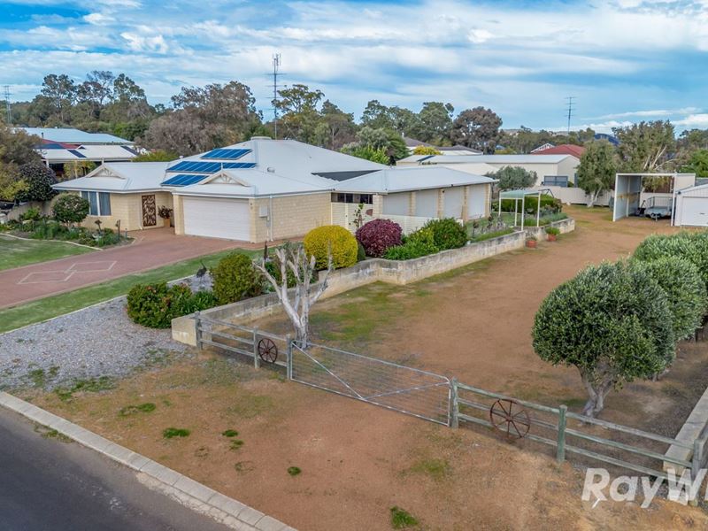 12 Butler Retreat, Waroona WA 6215