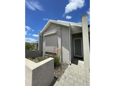 30 Minnie Lane, Ellenbrook WA 6069