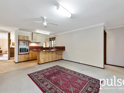 22 Burnham Way, Shelley WA 6148