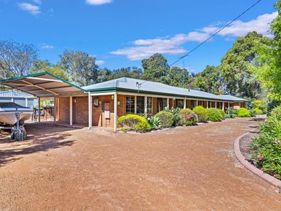 10 Carrick Cross, Greenfields WA 6210