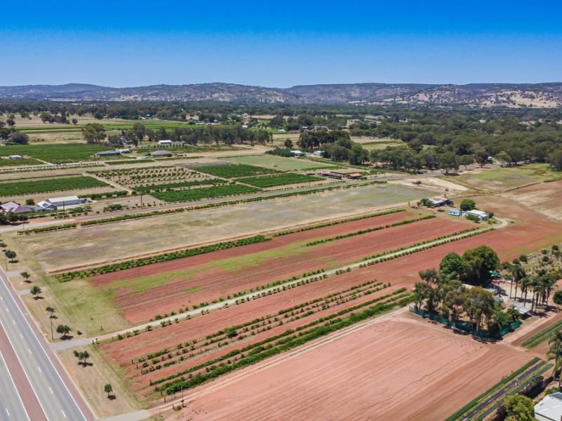 1004 Great Northern Highway, Millendon