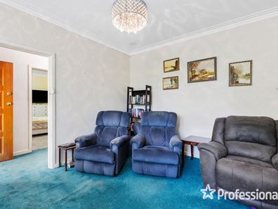 56 Shaftesbury Avenue, Bayswater WA 6053