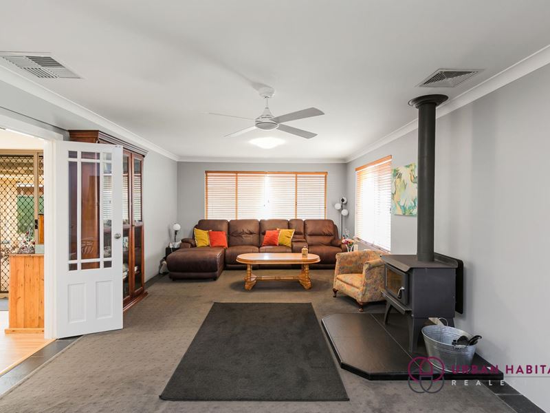 8 Perriam Close, Parmelia