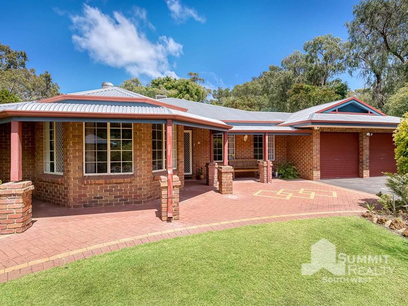 82 Elinor Bell Road, Leschenault WA 6233