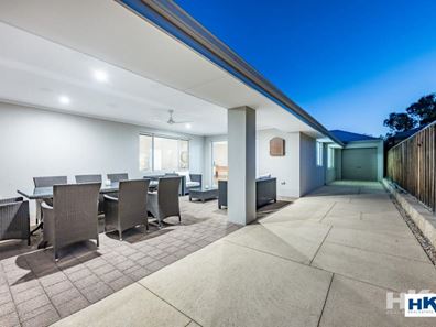 42 Jennapullin Crescent, Ellenbrook WA 6069