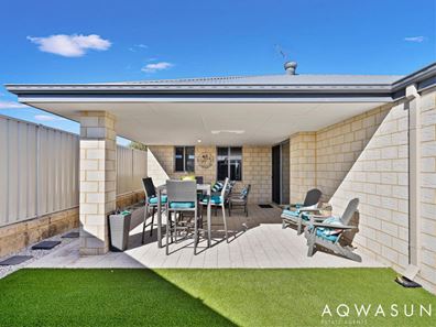 16 Winderie Road, Golden Bay WA 6174