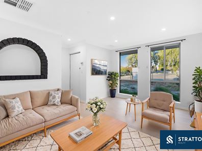 8 Delamere Way, Camillo WA 6111
