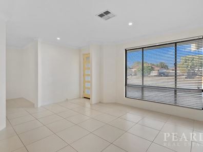 74 Murchison Road, Waikiki WA 6169