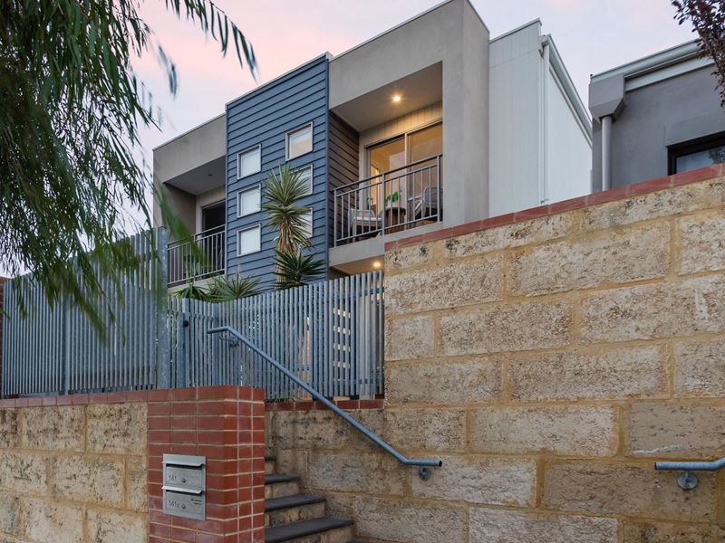 141A Aviator Boulevard, Clarkson