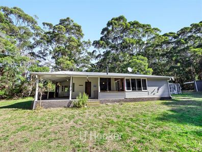 9153 Caves Road, Karridale WA 6288