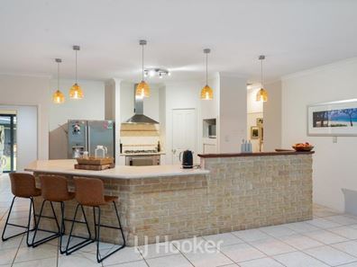 12 Warlu Grove, Yalyalup WA 6280
