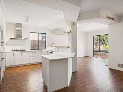 42 Quintilian Road, Mount Claremont WA 6010