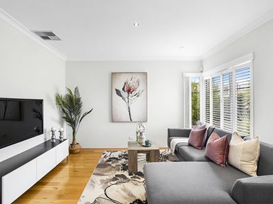 48 Salerno Avenue, Stirling WA 6021