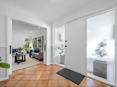 27 Paterson Road, Mount Nasura WA 6112