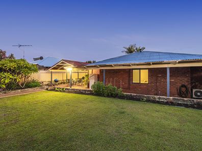 43 Parkway Road, Bibra Lake WA 6163