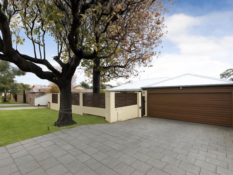 67B Holman Street, Alfred Cove WA 6154
