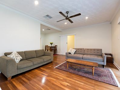 67B Holman Street, Alfred Cove WA 6154