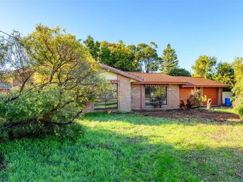 13 Luckhurst Drive, Mandurah WA 6210