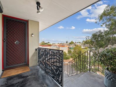 92B Safety Bay Road, Shoalwater WA 6169