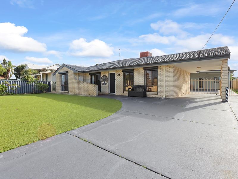 6 Selene Way, San Remo WA 6210