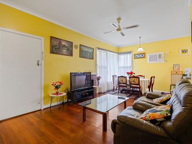 2 Norris Street, Cloverdale WA 6105