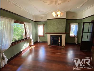 25 Bluff Street, Mira Mar WA 6330