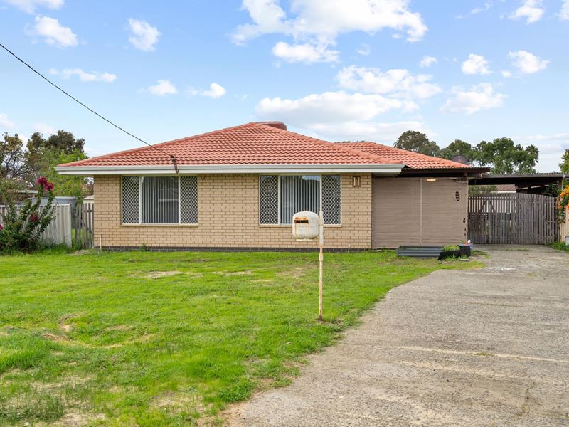 11 Eneabba Place, Armadale WA 6112