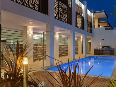 9/118 Matheson Road, Applecross WA 6153