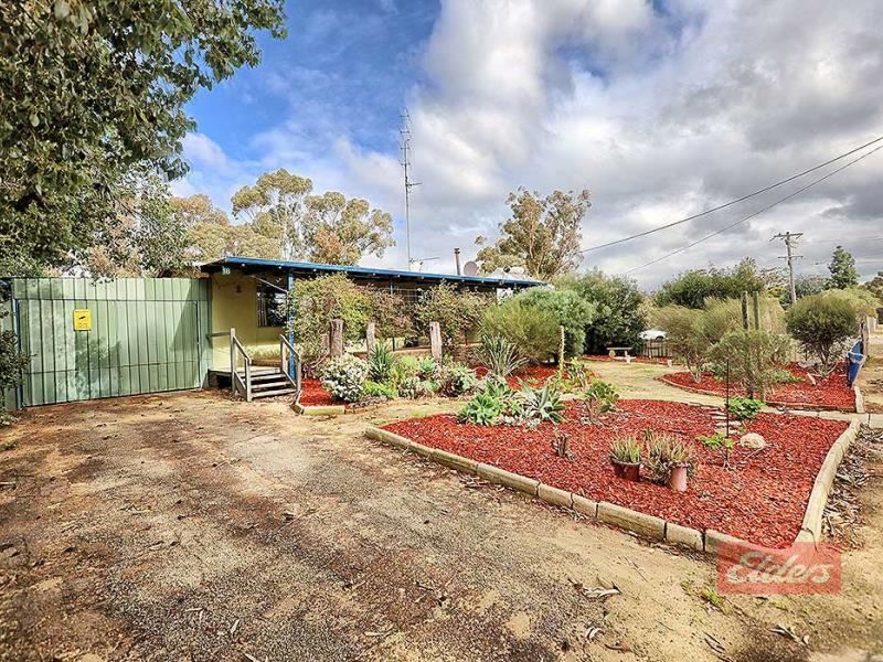 18 Connor Street, Yealering WA 6372