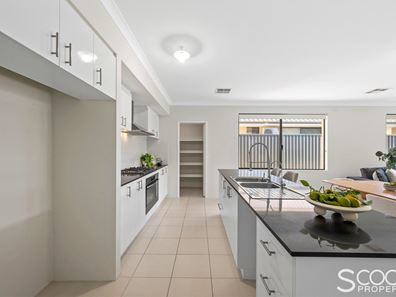 147 Wintergreen Crescent, Treeby WA 6164