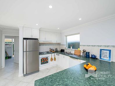 9 Moore Street, Bunbury WA 6230