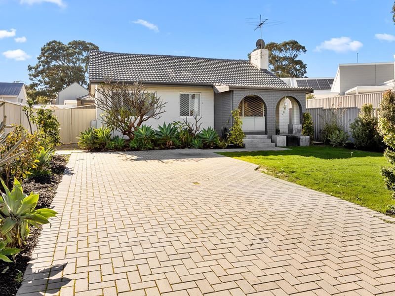 186 Forrest Road, Hamilton Hill WA 6163