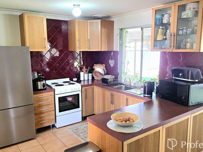 6 Kestrel Way, Thornlie