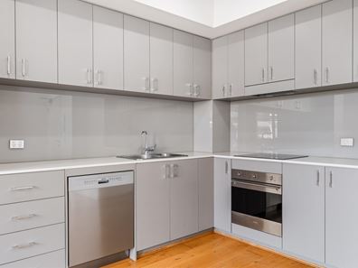 217/2 Rutland Avenue, Lathlain WA 6100