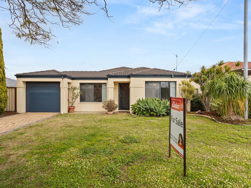 24 Woodrow Street, Carey Park WA 6230