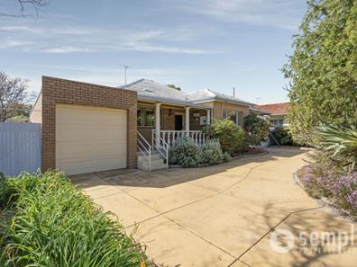119 Kitchener Road, Alfred Cove WA 6154
