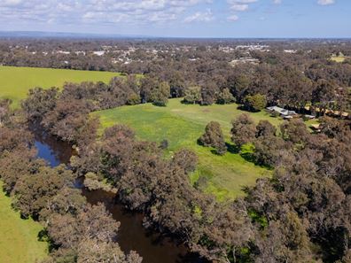 1 Wilson Road, Pinjarra WA 6208