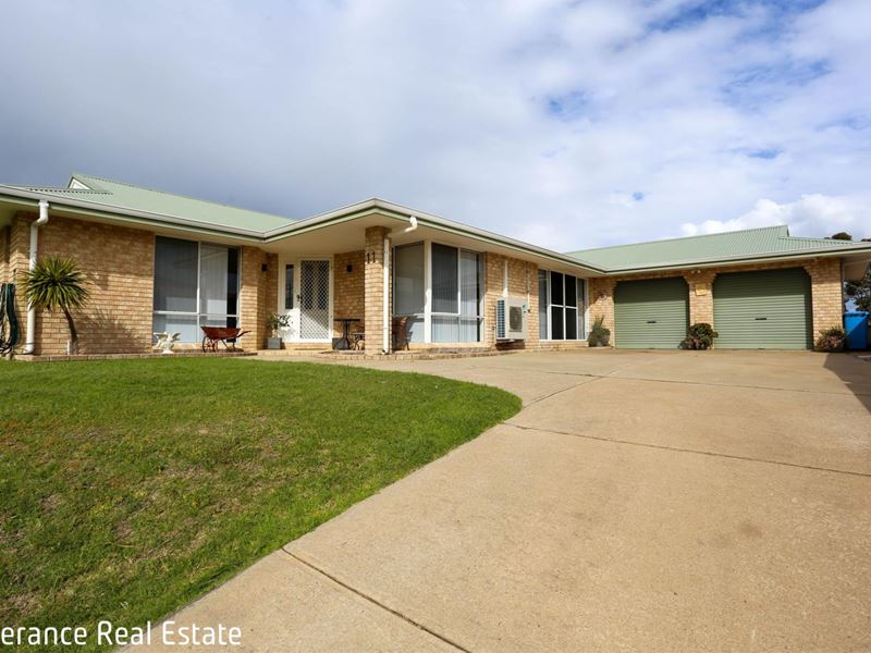 11 Catherine Street, Castletown
