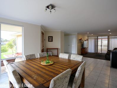 11 Catherine Street, Castletown WA 6450