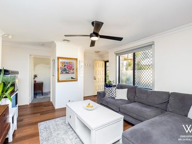 9/10 Leslie Street, Cannington WA 6107