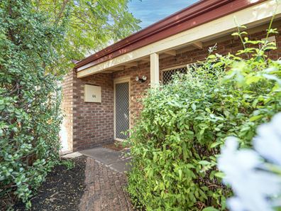 64 Murchison Way, Gosnells WA 6110