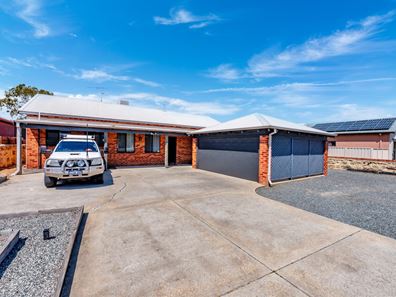 35 Murray Waters Boulevard, South Yunderup WA 6208